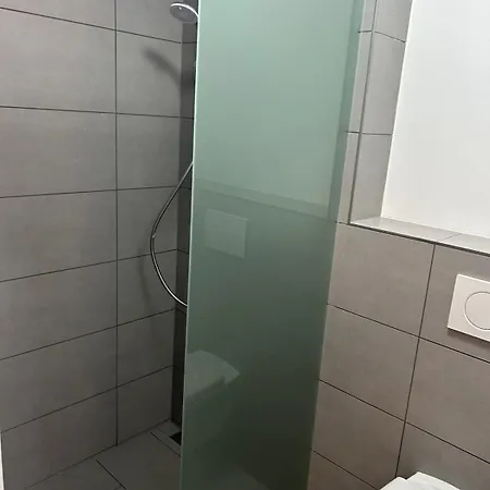 Hélène Mit Doppel- Oder 2 Einzelbetten Für 2 Personen Mit Eigenem Eingang -neubau- Beilstein (Baden-Wurttemberg)